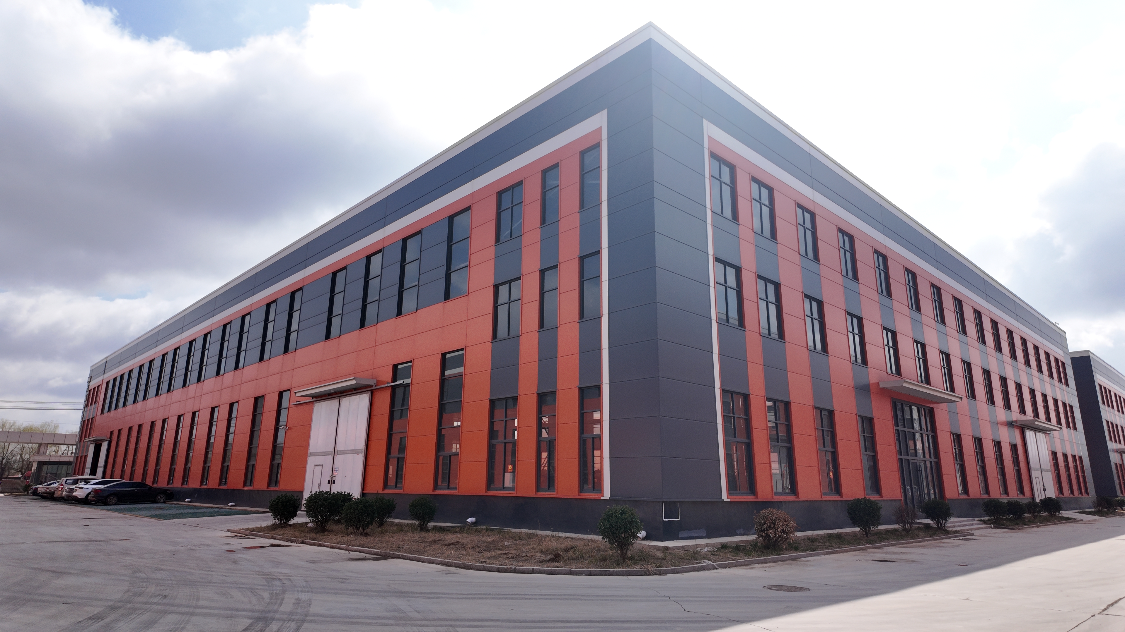 行业发展背景与市场规模